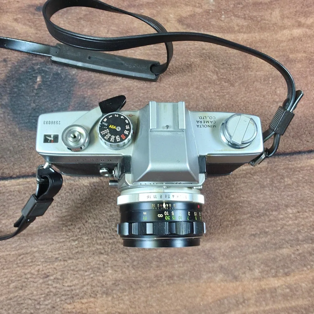 Minolta SRT 101 Film Camera Kit Silver Good 55mm 135mm Lenses Flash Case Manual